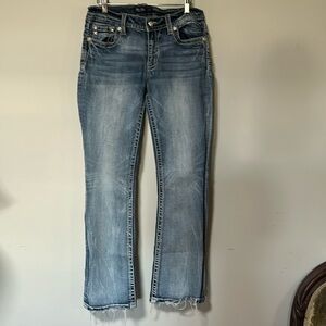 Miss me bootcut jeans size 30 waist. Embellished button pockets.